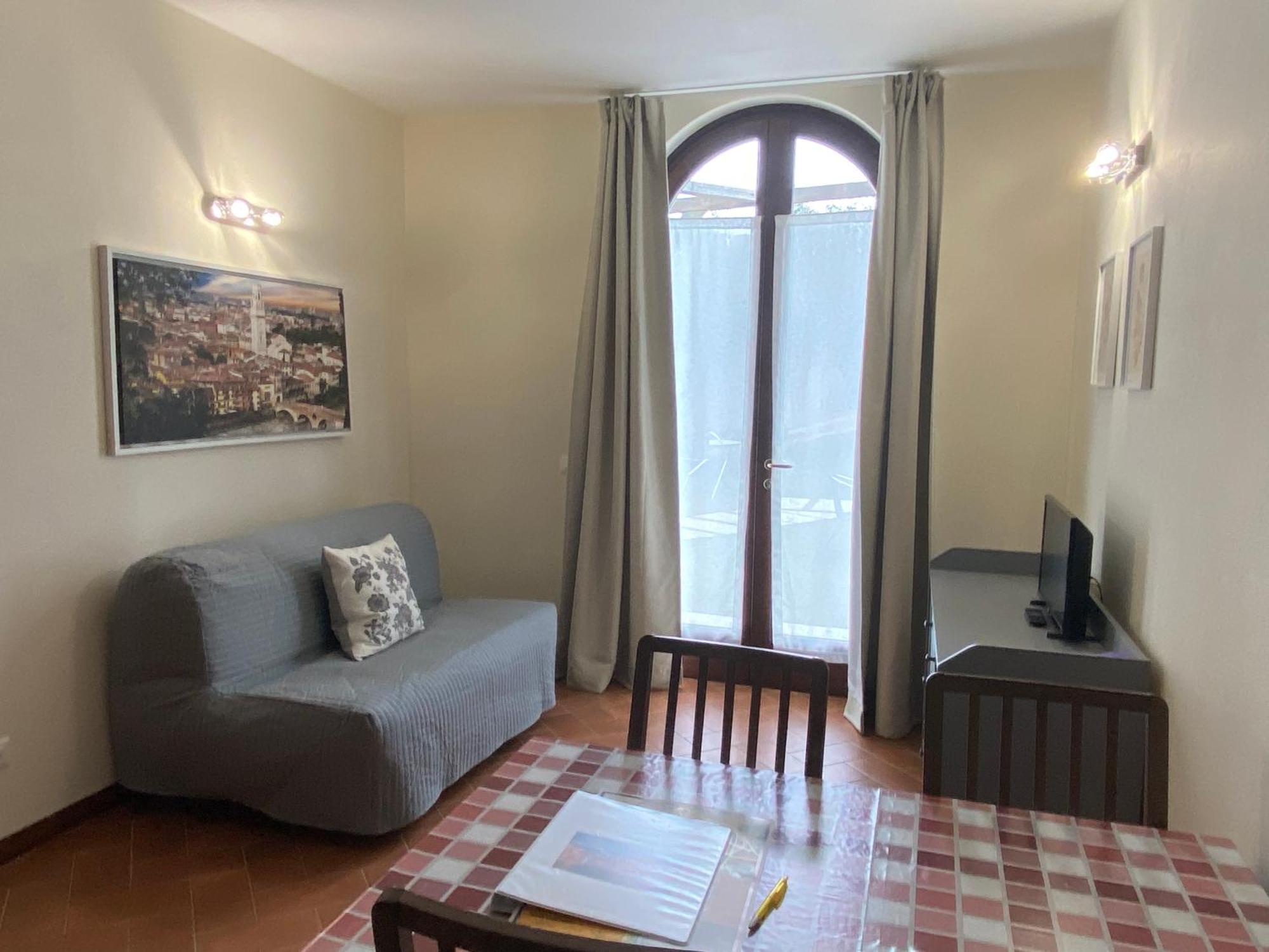 Residenza Cipressi E Olivi Apartment Verona Ngoại thất bức ảnh