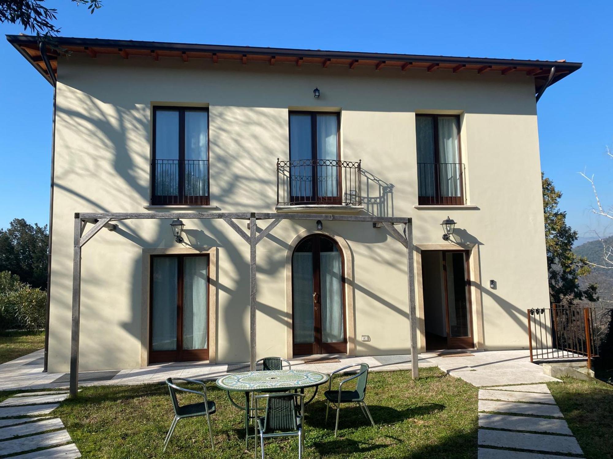 Residenza Cipressi E Olivi Apartment Verona Ngoại thất bức ảnh