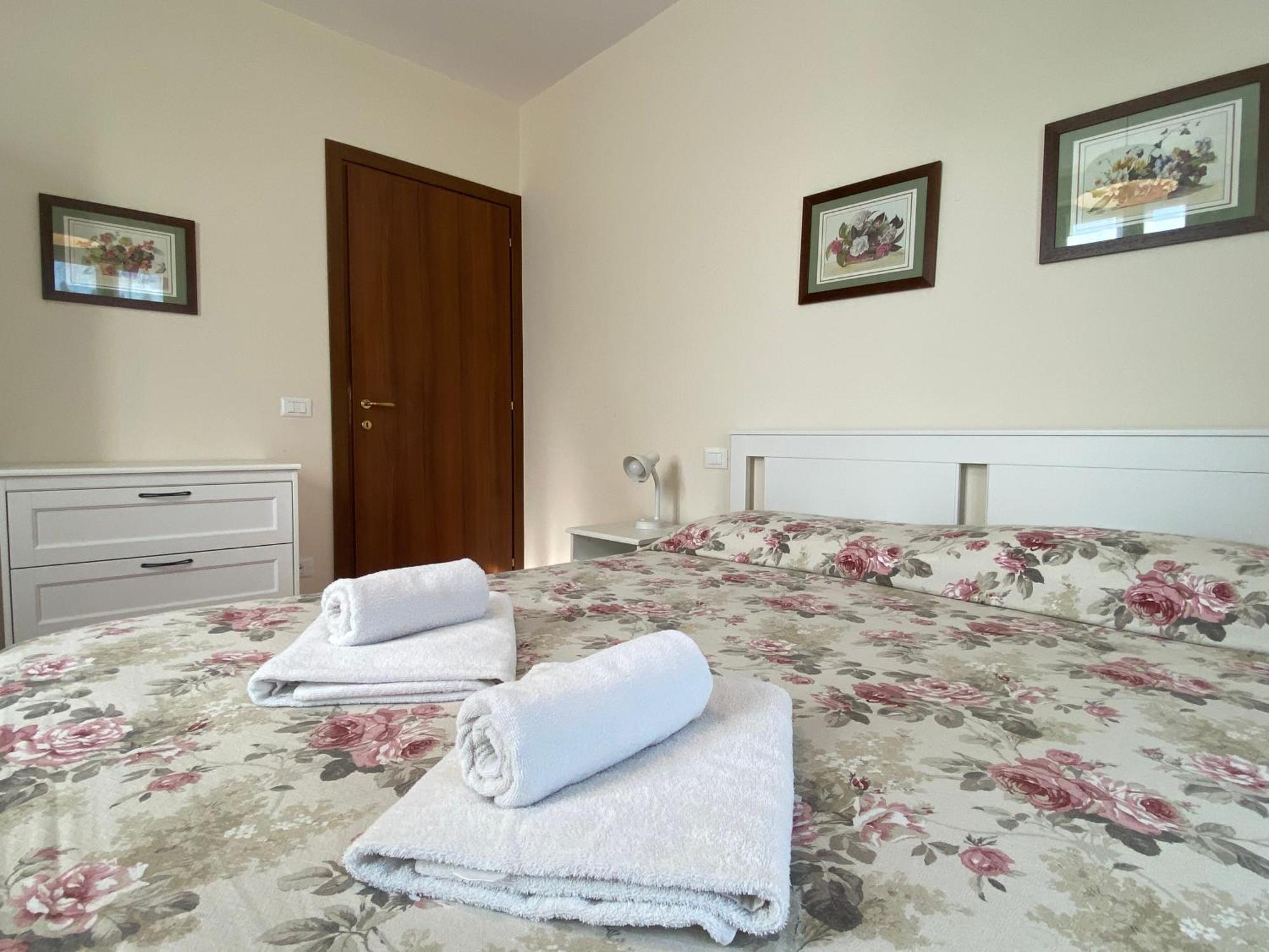 Residenza Cipressi E Olivi Apartment Verona Ngoại thất bức ảnh